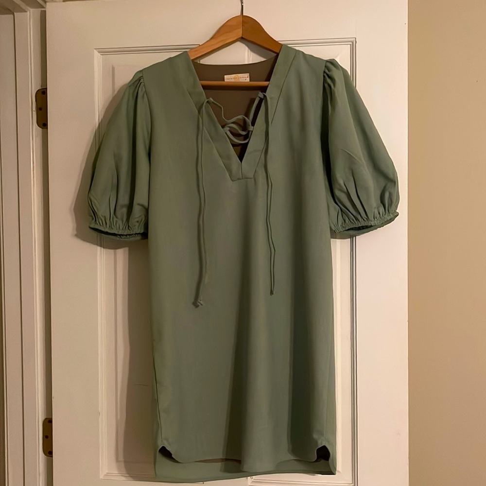 Ordered online and didn’t like the way it fit my body type.